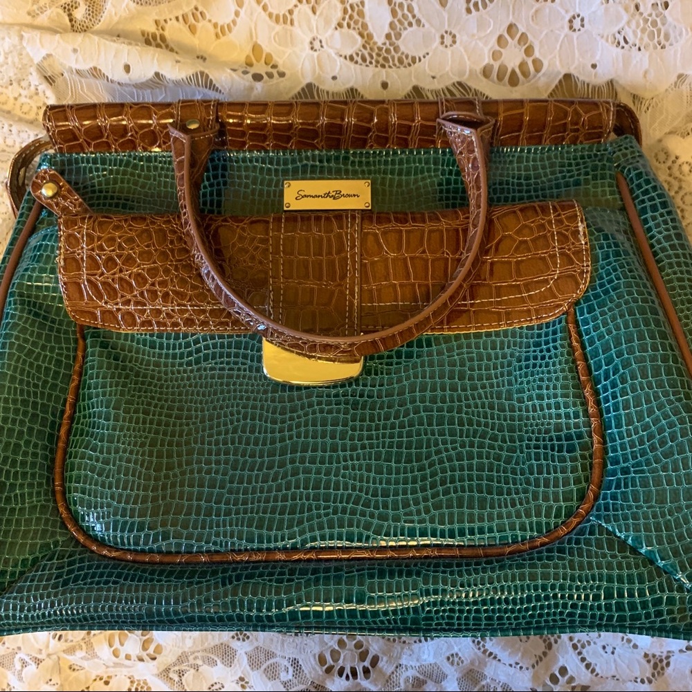 Samantha Brown Weekender Bag